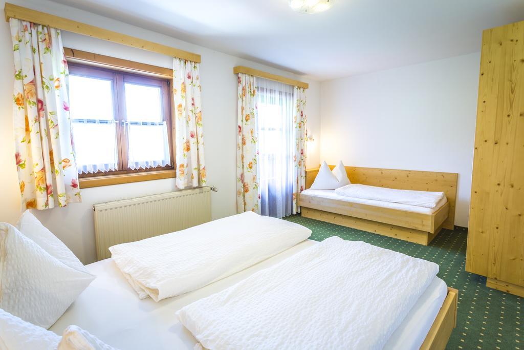 Noeglhof Villa Radstadt Værelse billede