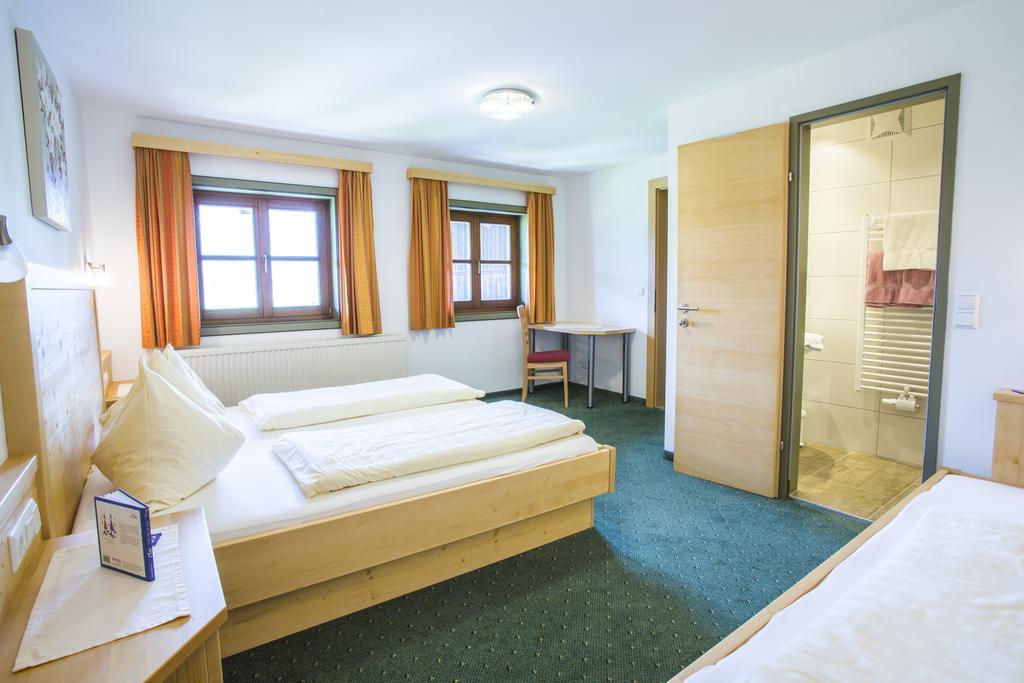 Noeglhof Villa Radstadt Værelse billede